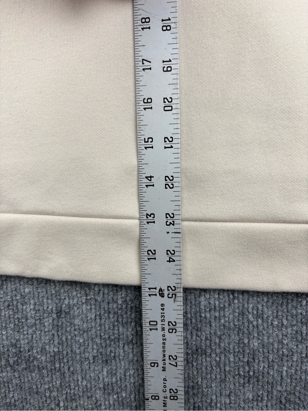 PUMA Women’s Fleece Pullover Hoodie with Kangaroo Pocket Cream Size S New - Picture 5 of 7